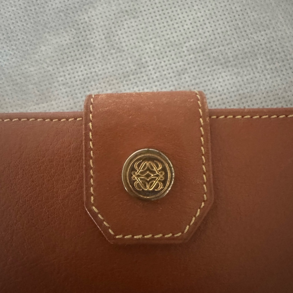 Loewe Tan Leather Wallet with Gold Accent - Picture 2 of 11
